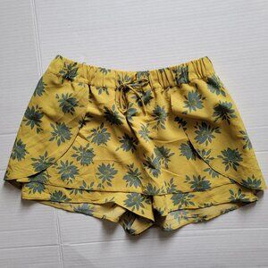 Zara skort Trafaluc Collection shorts beach yellow flower tropical summer medium